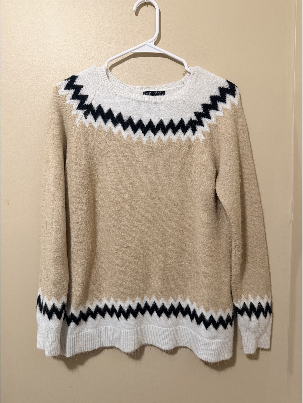 Staccato Chevron Stripe Sweater - Tan/White/Black, Size M
